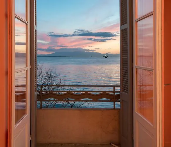 Air Waterfront Nikis *