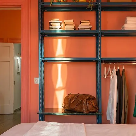 Air Waterfront Nikis