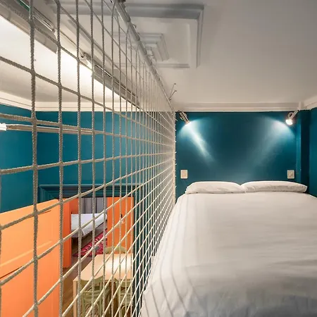 Air Waterfront Nikis